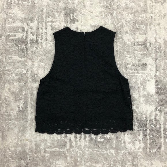 Babaton - Floral Lace Sleeveless Top - Picture 4 of 4